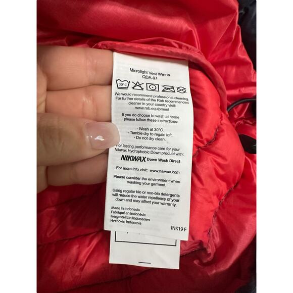 Rab women's Thermo Recycled Microlight Down Vest navy size Small - Picture 4 of 6